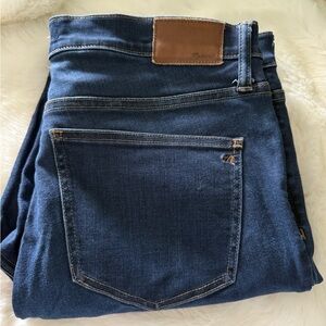 Madewell HighRise Skinny Jeans 9in Blue, size 32T
tall